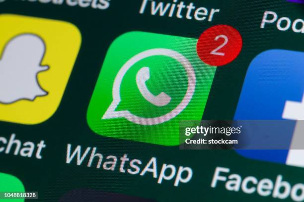 使用WhatsApp活动筛选解决在WhatsApp上寻找用户的问题